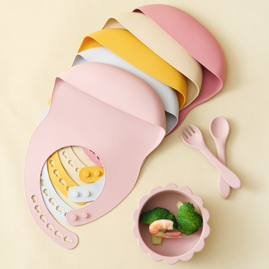 Colorful Baby Silicone Feeding Set: A Mealtime Guide